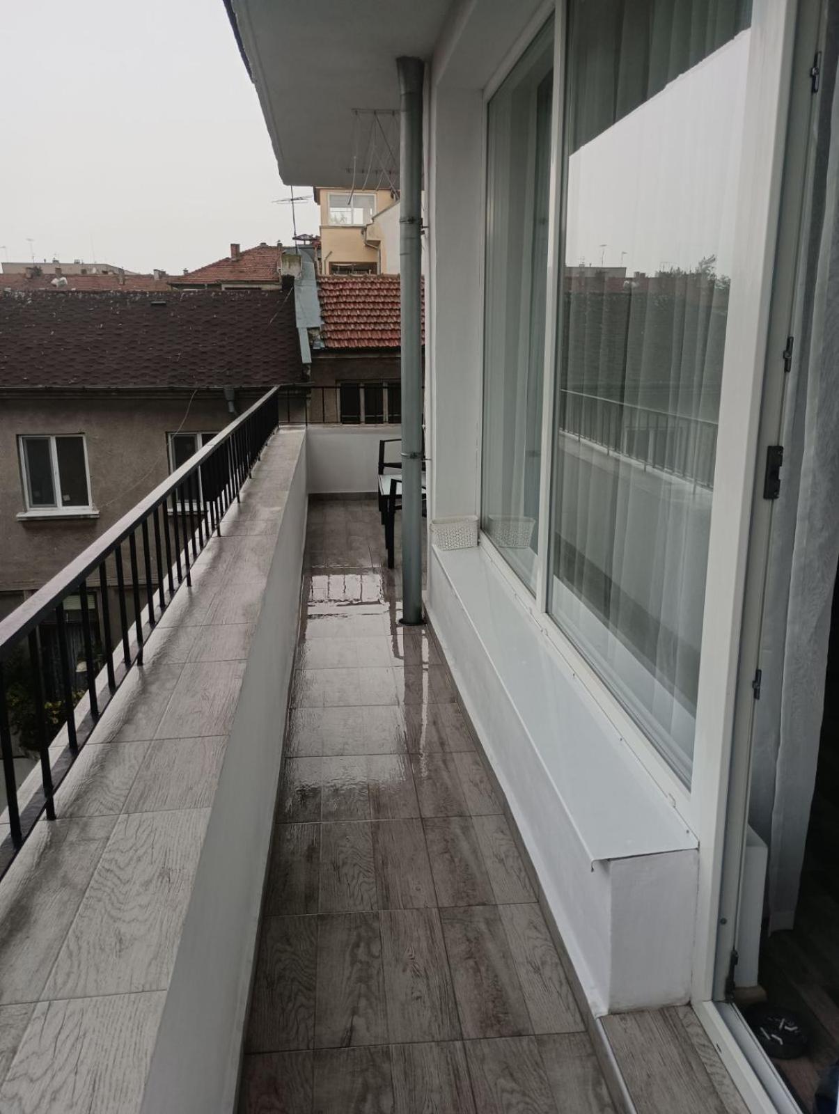Yanakiev'S Central Apartment Burgas by Eksteriør bilde